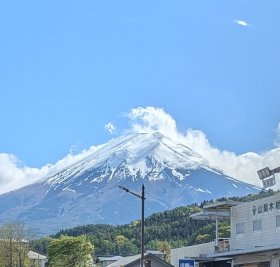 富士山は雪