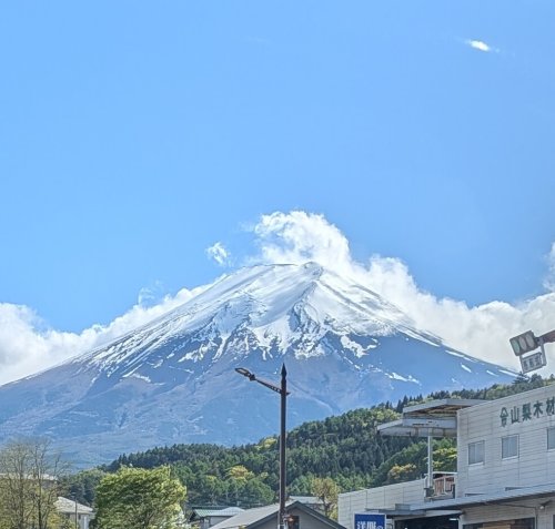 富士山は雪