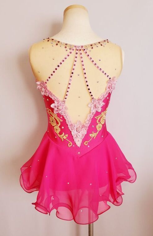 後ろも可愛らしく